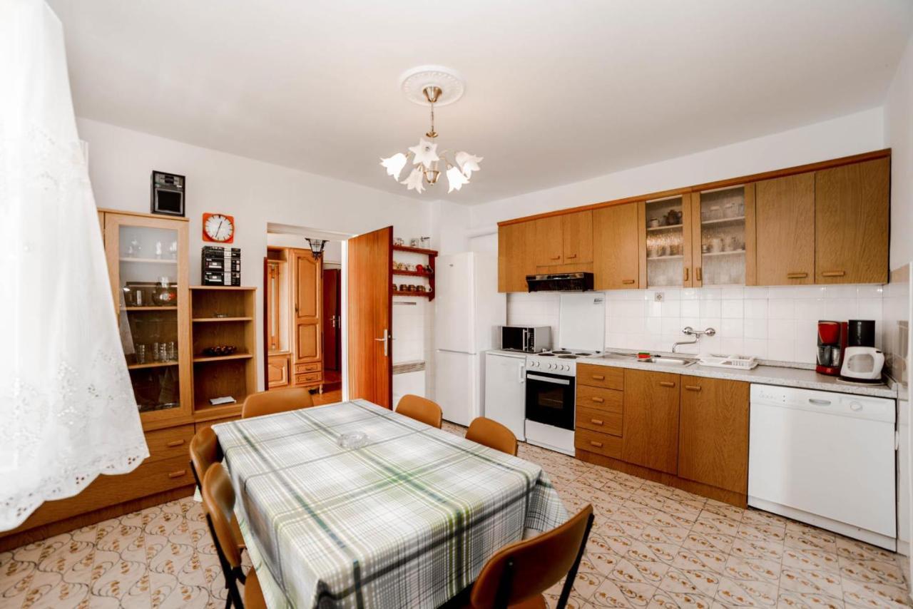 Apartments Jasko 2896 Barbat na Rabu Exterior photo